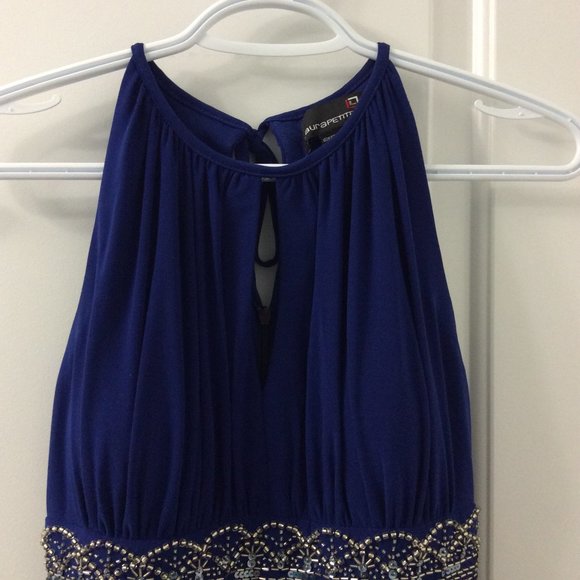 Laura Petite royal blue maxi key hole neck line dress - Picture 4 of 9